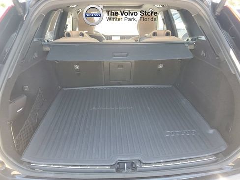 Certified 2023 Volvo XC60 B5 Ultimate w/ Climate Package AWD/4WD image 9