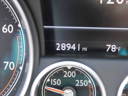 Used 2018 Bentley Flying Spur S V8 AWD/4WD image 9