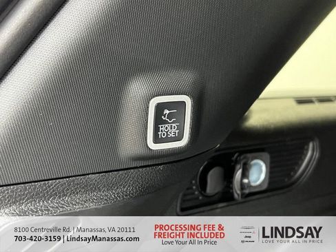 New 2025 Jeep Grand Cherokee Altitude AWD/4WD image 9