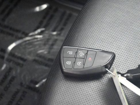 Used 2025 GMC Sierra 1500 SLT image 31