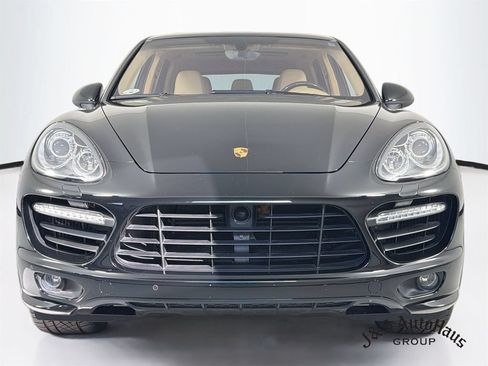 Used 2012 Porsche Cayenne Turbo AWD/4WD image 2