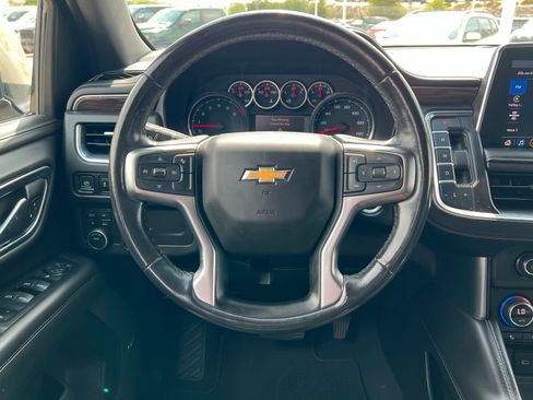 Used 2021 Chevrolet Suburban LT AWD/4WD image 13