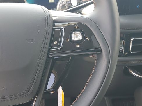 New 2026 Lincoln Aviator Reserve image 17