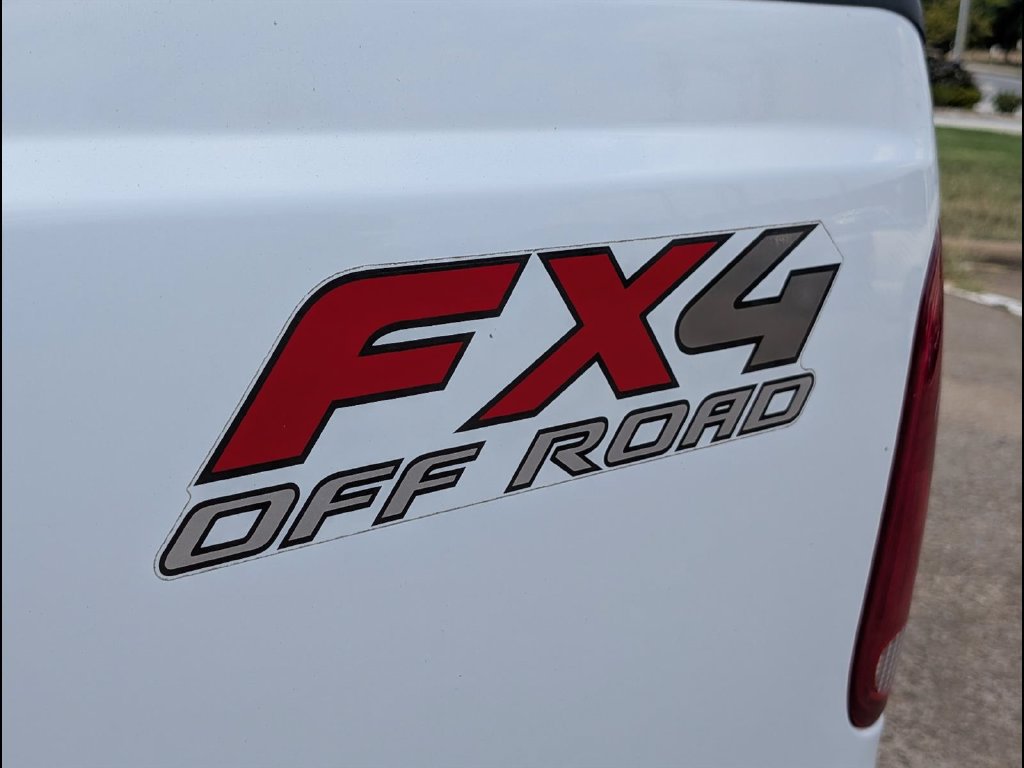 Used 2005 Ford F250 XL AWD/4WD image 24