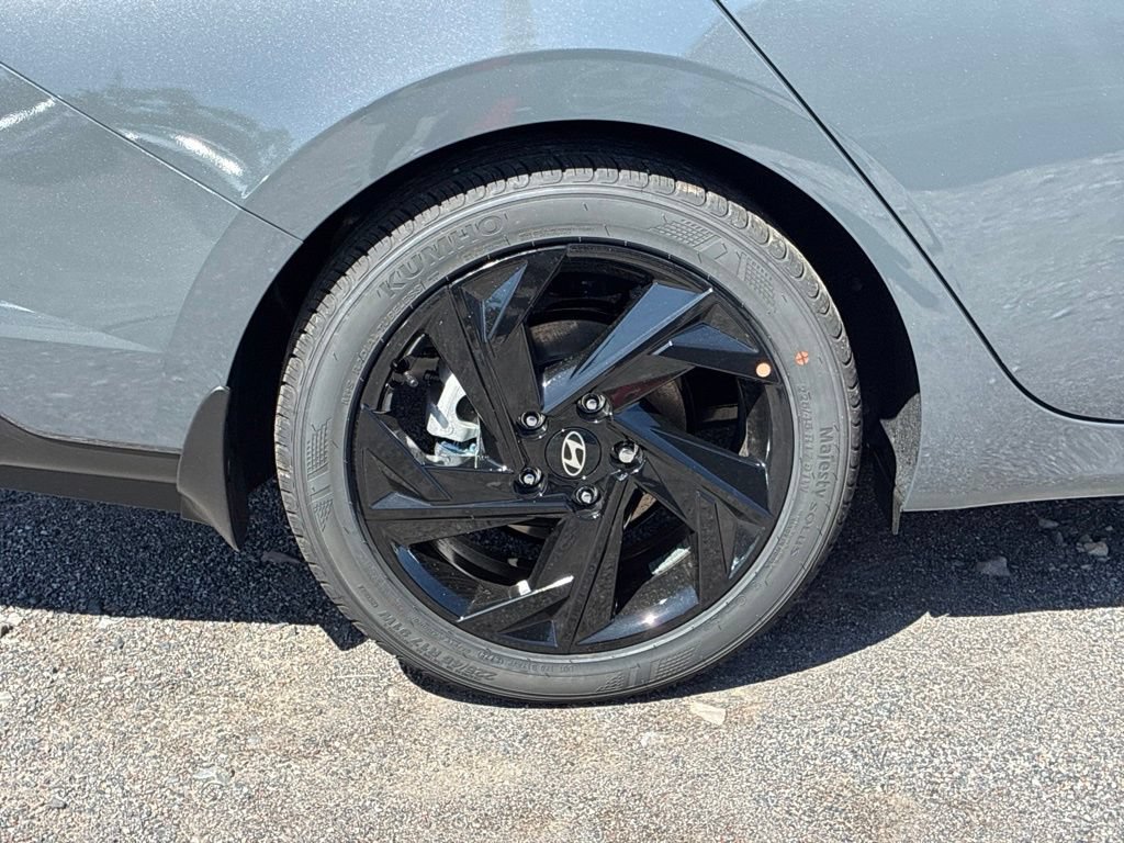 New 2026 Hyundai Elantra SEL Sport FWD image 47