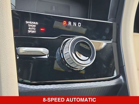 New 2025 Jeep Grand Cherokee Limited w/ Luxury Tech Group II AWD/4WD image 34