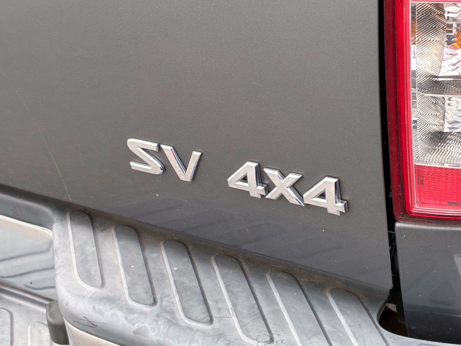 Used 2018 Nissan Frontier SV w/ Value Truck Package AWD/4WD image 5