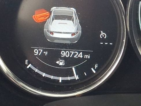 Used 2019 MAZDA MX-5 Miata RF Grand Touring RWD image 19