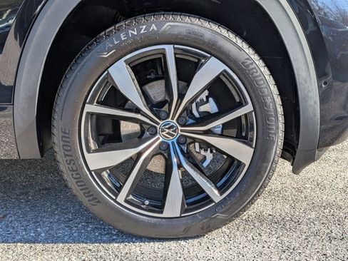 New 2026 Volkswagen Atlas SEL Premium R-Line AWD/4WD image 11