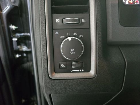 Used 2019 RAM 1500 Express w/ Wheel & Sound Group AWD/4WD image 21