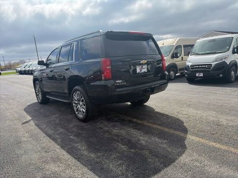 Used 2019 Chevrolet Tahoe LS w/ Enhanced Driver Alert Package AWD/4WD image 3