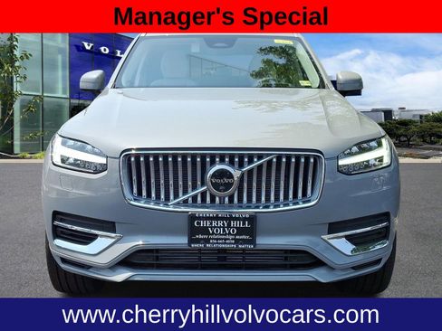 New 2025 Volvo XC90 T8 Ultra w/ Protection Package Premier image 2