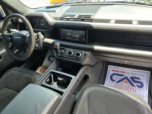 Used 2022 Land Rover Defender 90 Carpathian Edition AWD/4WD image 11