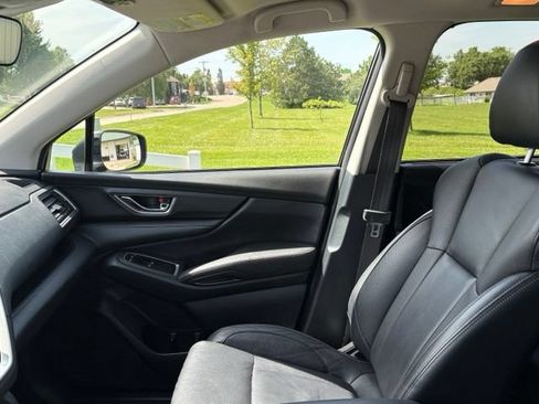 Used 2023 Subaru Ascent Limited AWD/4WD image 12
