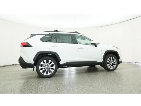 Used 2025 Toyota RAV4 Limited w/ Advanced Technology Package FWD image 32