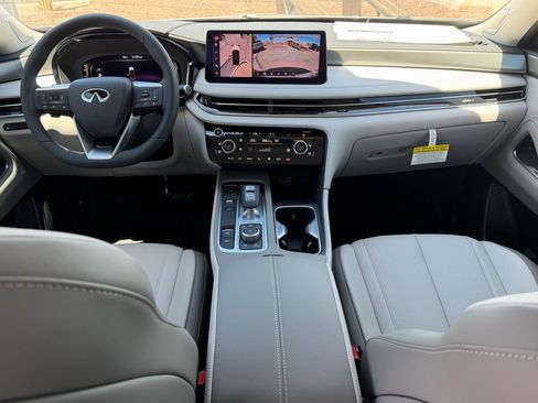 New 2026 INFINITI QX60 Luxe FWD image 18