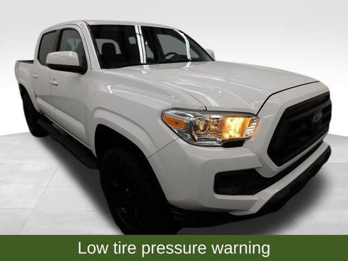 Used 2021 Toyota Tacoma SR image 12