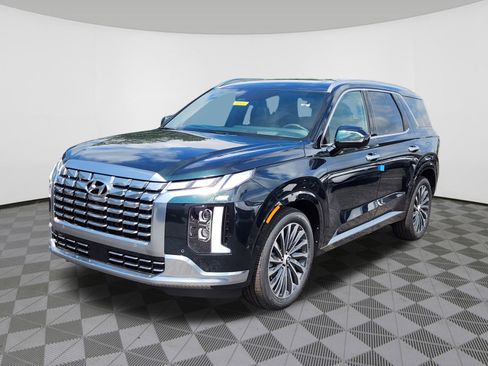 Certified 2025 Hyundai Palisade Calligraphy image 2