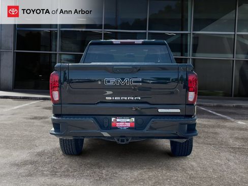 Used 2022 GMC Sierra 1500 Elevation w/ LPO, Elevation Black Package AWD/4WD image 10