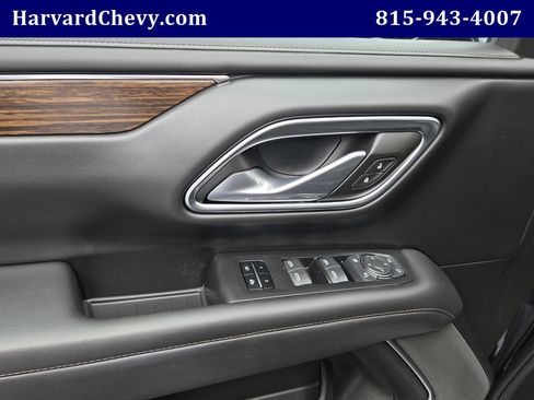 Certified 2024 Chevrolet Suburban High Country AWD/4WD image 35