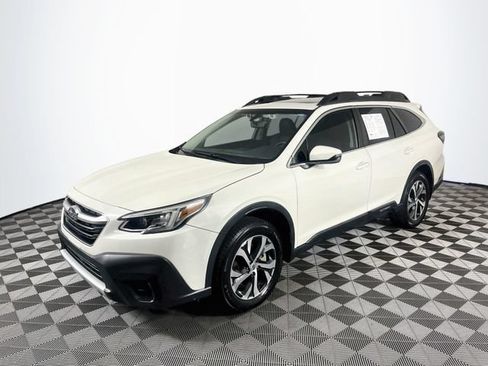 Used 2022 Subaru Outback Limited w/ Popular Package #2 AWD/4WD image 4