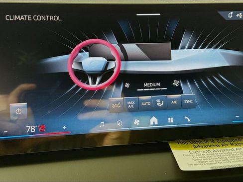 Used 2026 BMW X3 xDrive30 w/ Premium Package image 16