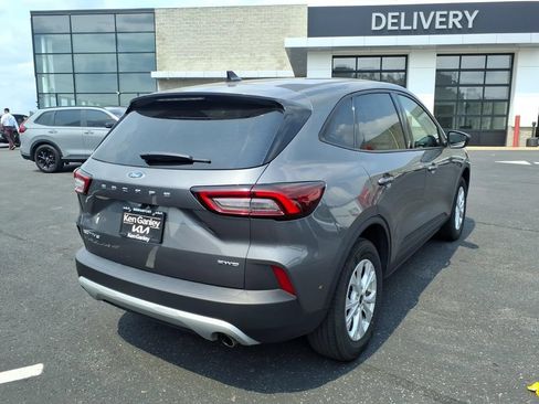 Used 2025 Ford Escape Active AWD/4WD image 7