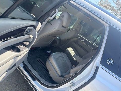 Used 2016 Buick Enclave Premium AWD/4WD image 5