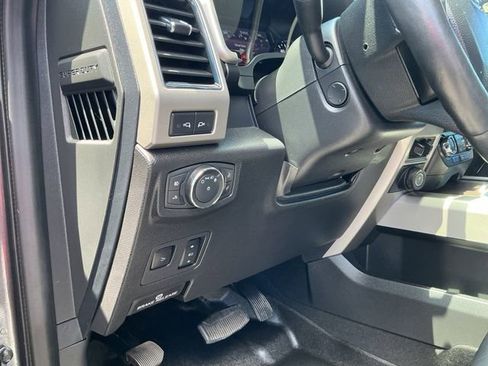 Used 2021 Ford F250 Lariat AWD/4WD image 31
