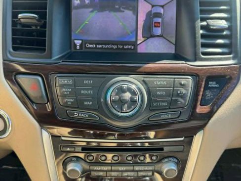 Used 2013 Nissan Pathfinder Platinum w/ Platinum Premium Pkg image 23