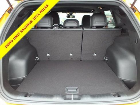 New 2026 Jeep Compass Latitude AWD/4WD image 18