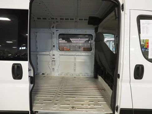 Used 2023 RAM ProMaster 3500 FWD image 23