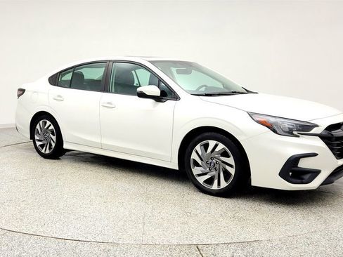 Used 2023 Subaru Legacy Limited image 3
