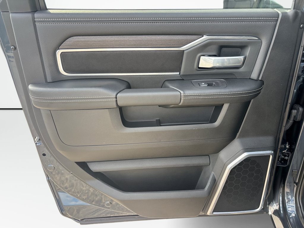 Used 2025 RAM 2500 Laramie w/ Night Edition AWD/4WD image 20