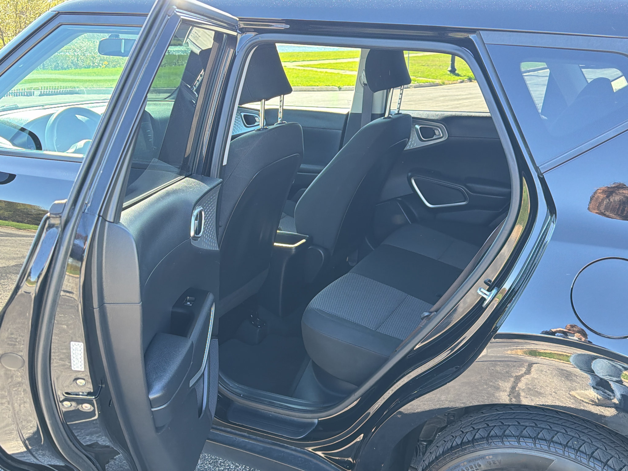 Used 2021 Kia Soul LX FWD image 31