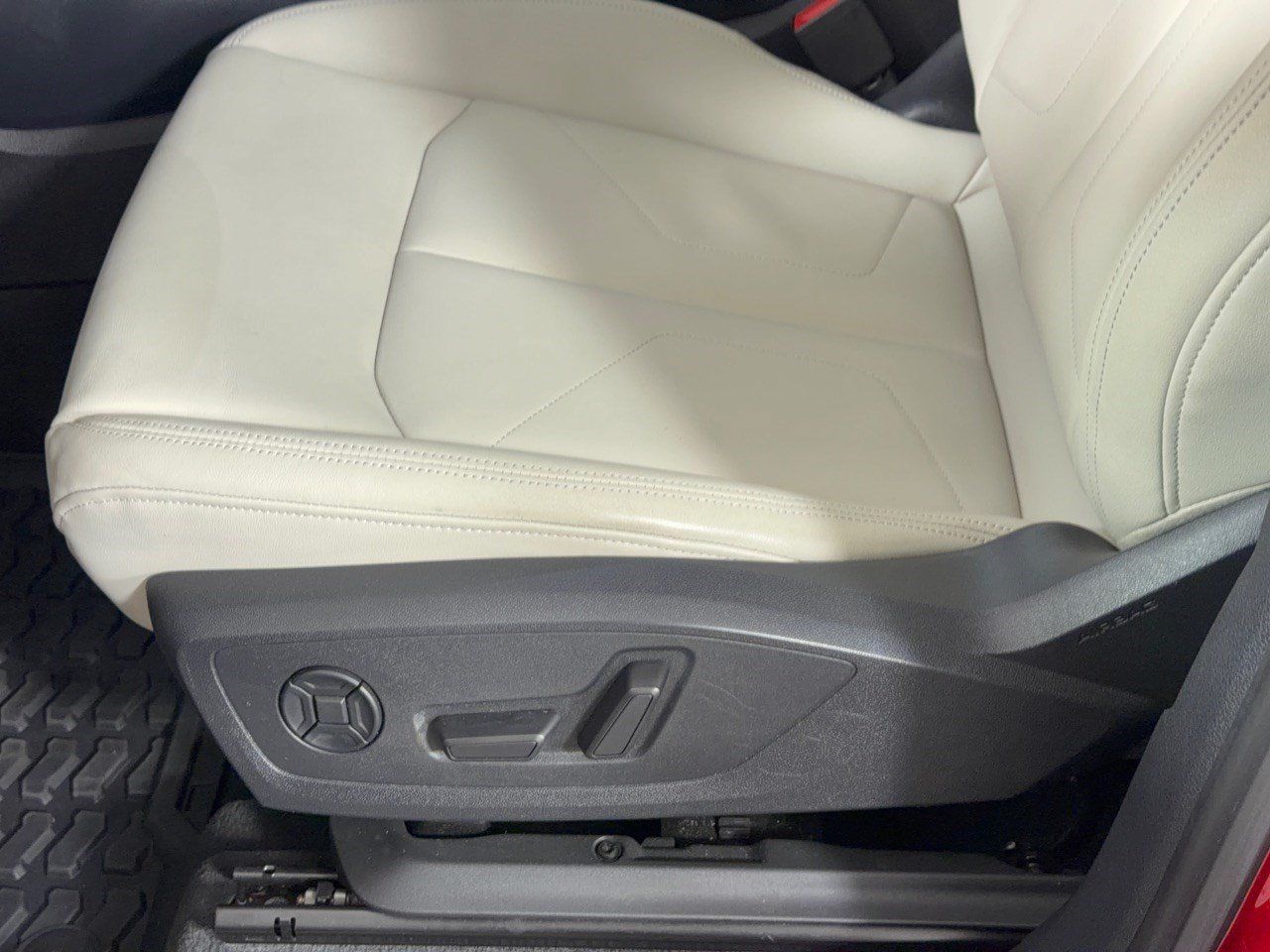 Used 2022 Audi Q3 2.0T Premium Plus AWD/4WD image 16