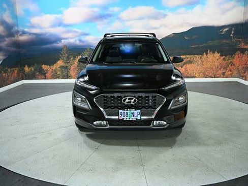 Used 2021 Hyundai Kona Limited w/ Cargo Package image 2