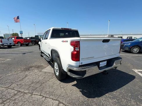 Used 2025 Chevrolet Silverado 2500 LT w/ Convenience Package AWD/4WD image 6