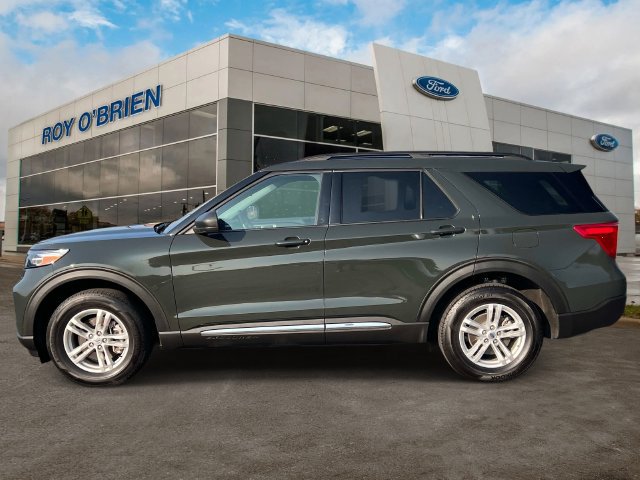 Certified 2023 Ford Explorer XLT w/ Equipment Group 202A AWD/4WD image 2