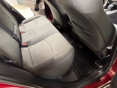 Used 2019 Toyota RAV4 XLE w/ All Weather Liner Package image 30