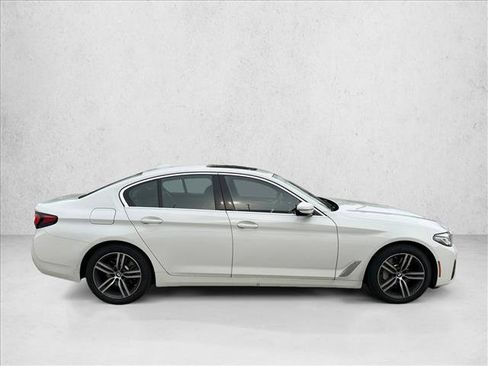 Used 2023 BMW 530i xDrive w/ Premium Package AWD/4WD image 4