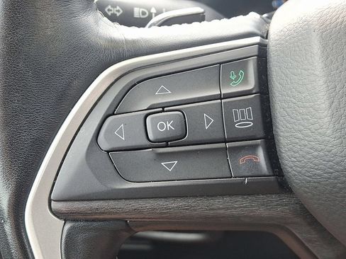 Used 2021 Jeep Grand Cherokee L Limited AWD/4WD image 22