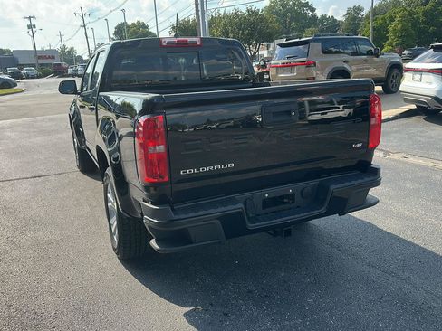 Used 2021 Chevrolet Colorado LT w/ LT Convenience Package AWD/4WD image 5