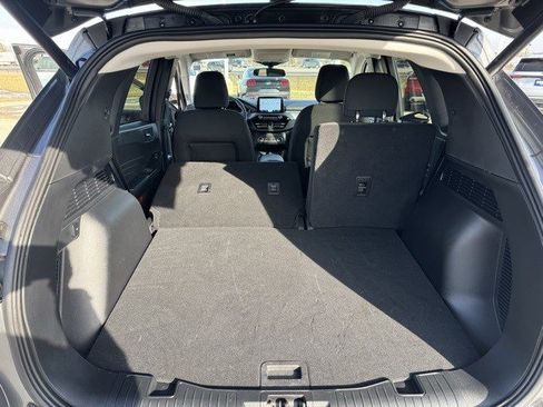 Used 2024 Ford Escape Active image 29