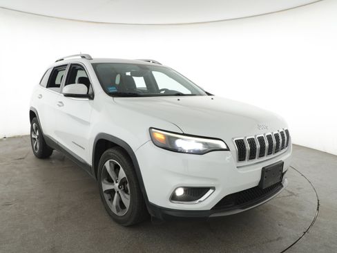 Used 2019 Jeep Cherokee Limited image 3
