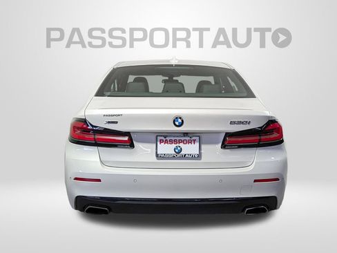 Used 2021 BMW 530i xDrive w/ Convenience Package image 5