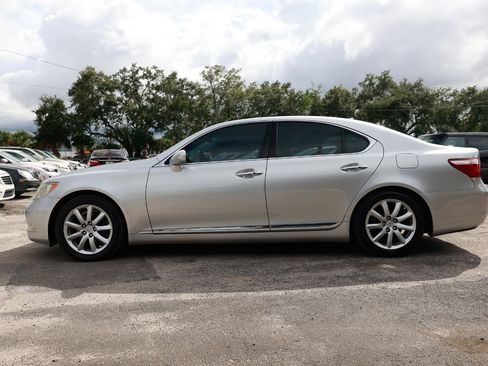 Used 2008 Lexus LS 460 image 3