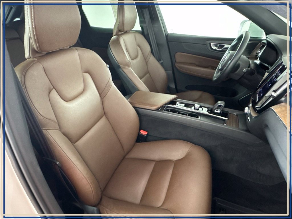 Used 2022 Volvo XC60 T8 Inscription Expression w/ Advanced Package AWD/4WD image 39