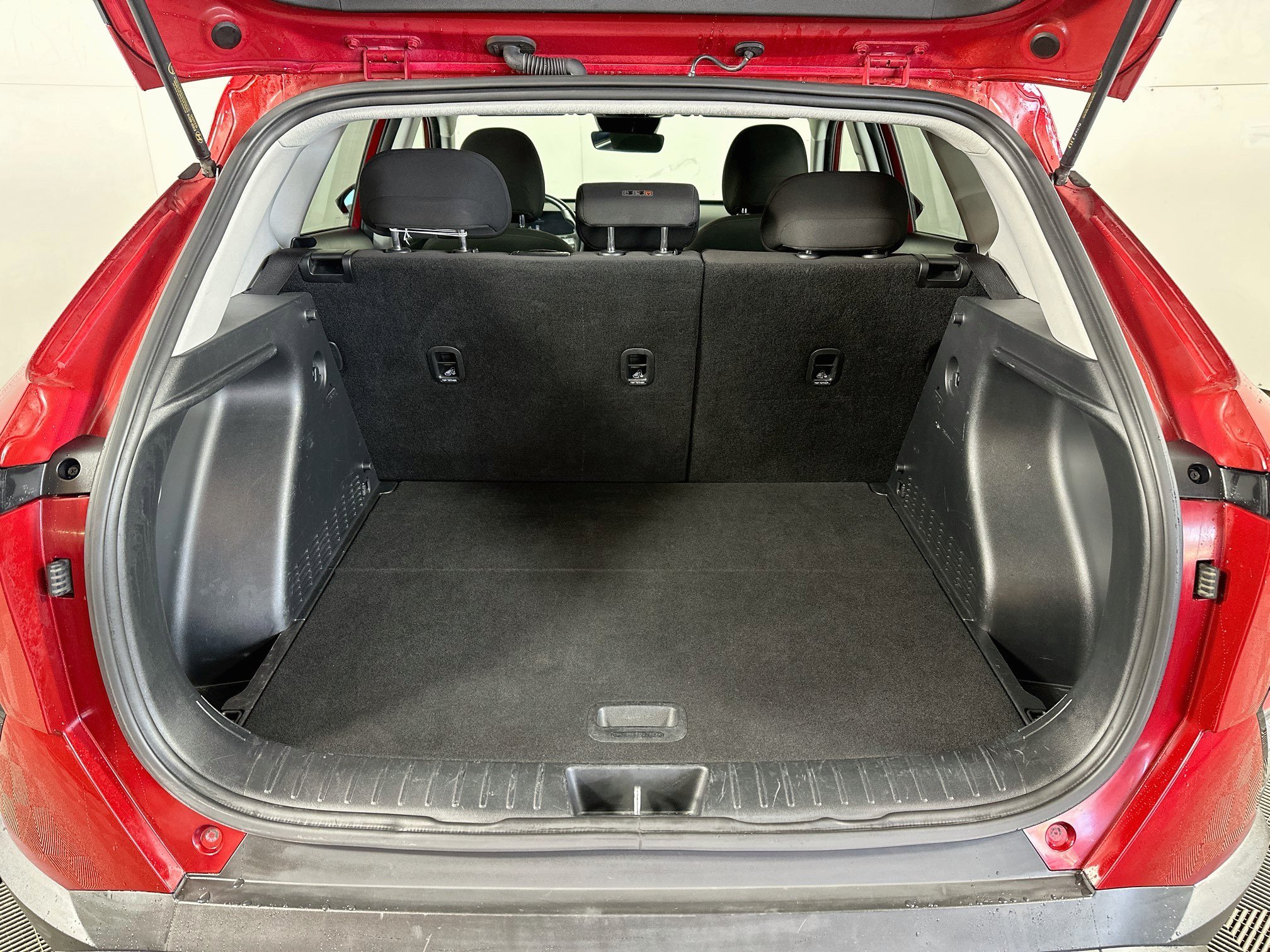 Certified 2025 Hyundai Kona SEL AWD/4WD image 24
