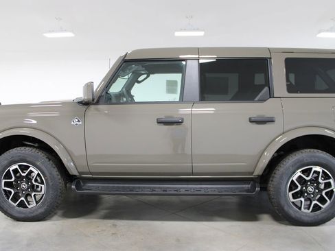 New 2026 Ford Bronco Outer Banks AWD/4WD image 5